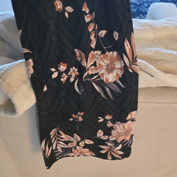 Johnny Was Black Nido Wide Leg Pants with Grey & Beige Floral Print Size Med NWT - Picture 13 of 13
